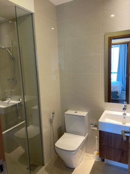 Bathroom - 2 Bedroom Apartment for Rent in Capitol Twin Peaks