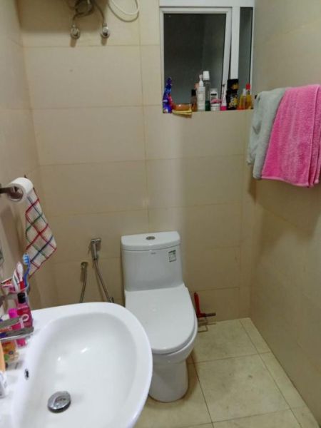 Bathroom - Golden Arc/Railway Avenue/2088sqft/unfurnished/03beds/for sale in Nugegoda
