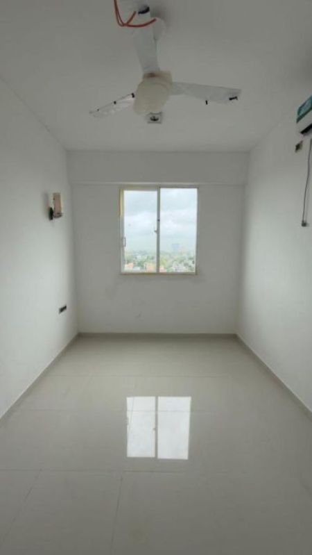 Bathroom - Westbury/near to Nalanada/panthouse/brand new/02beds/for sale in Colombo-10.