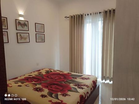 Bedroom - Ariyana/furnished/02beds/for sale in Athurugiriya.