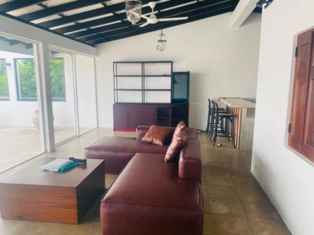 Living Room - ￭ Horton Place ￭ 04BR House For Rent ￭ (NK11566)