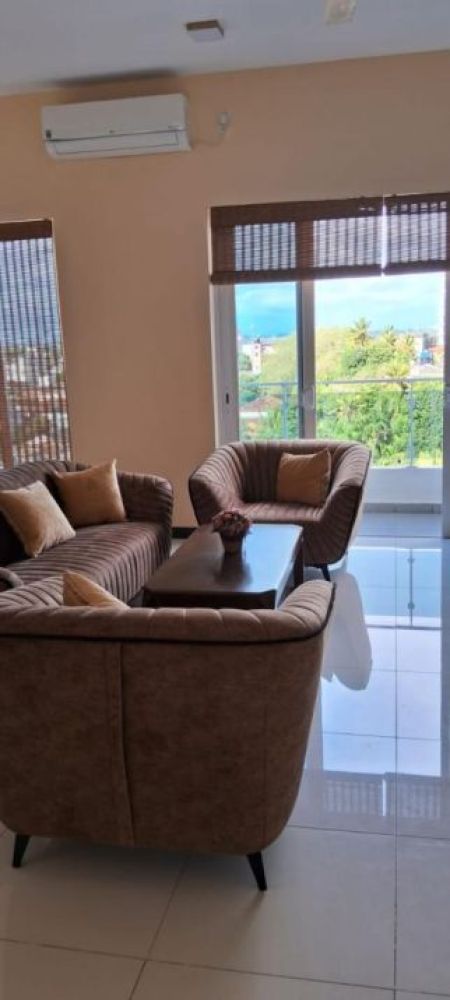 Living Room - Blue Ocean/Furnished/04beds/for rent in Mount Lavinia 