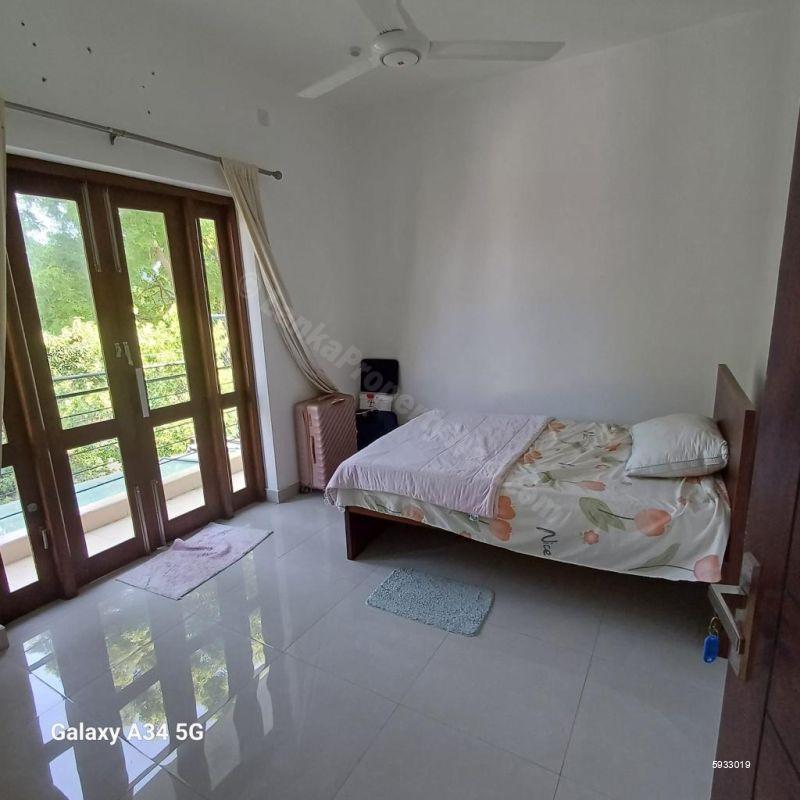 Bedroom - House for rent in Nugegoda