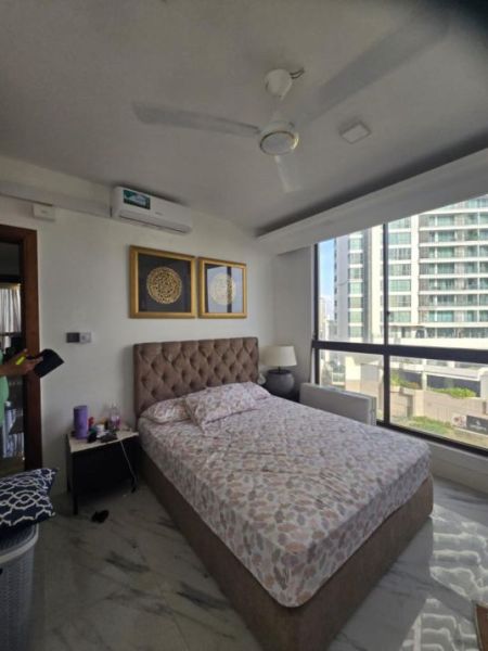 Bedroom - Luxury 3 Bedroom Apartment for Sale – Crescat Residencies, Colombo 03 | LKR 95,000,000 (Negotiable) (EM180RK)
