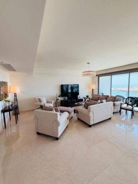 Living Room - The Residencies at One Galle Face | For Sale | Colombo 02 - LKR 520 Million (EM138AW)