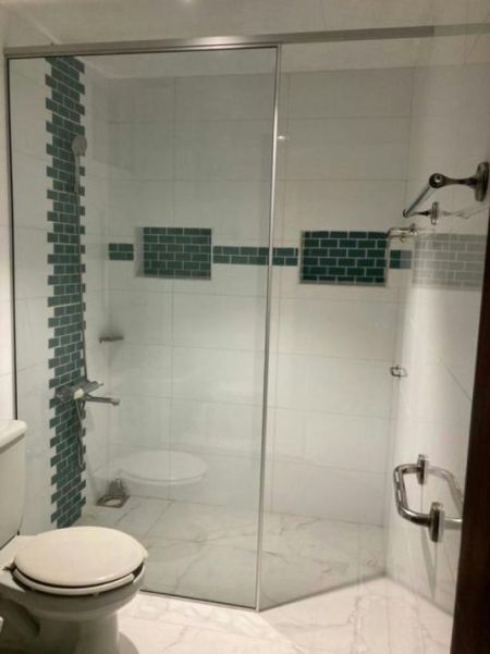 Bathroom - Flower Court - 03 Bedroom Furnished Apartment for Sale in Colombo 07 (A6071)-RENTED