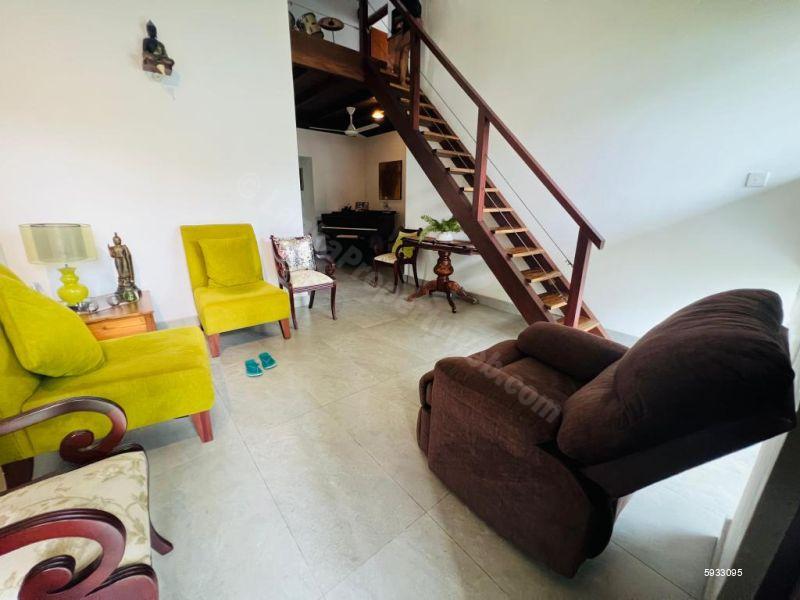 Living Room - House for rent in Kottawa