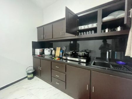 Kitchen - Dehiwala 2-Bedroom Fully Furnished Short-Term Apartment. (Property Code: CSM302)
