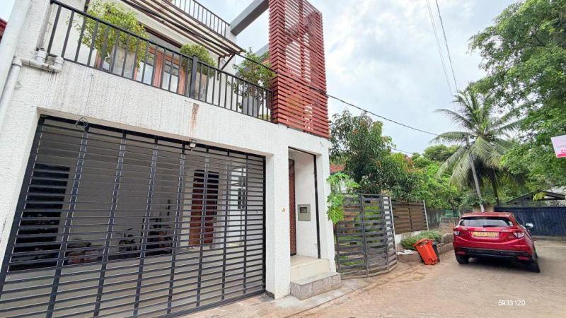 Exterior - House for rent in Angoda
