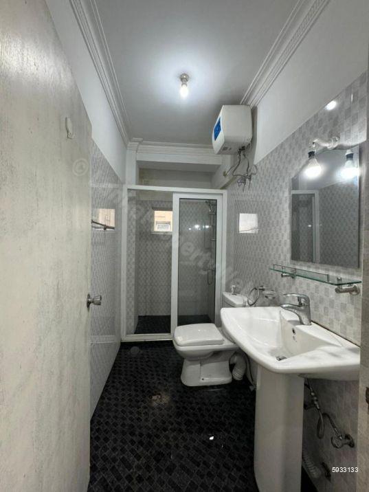Bathroom - Apartment for rent in Kalubowila