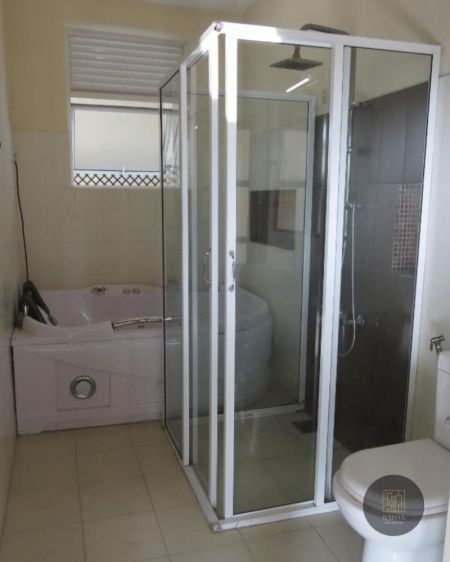 Bathroom - House for sale in Nawala 