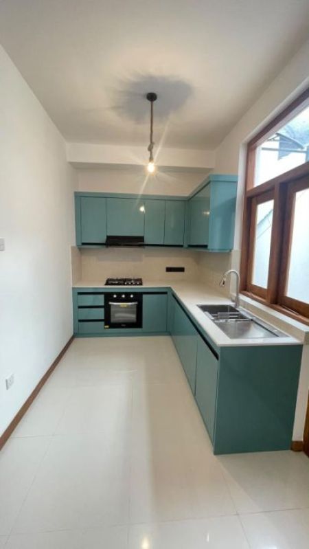 Kitchen - 4 Bedroom house for rent in Battaramulla for 