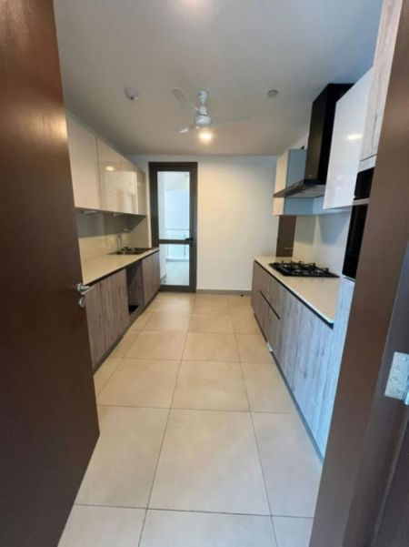 Kitchen -  447 Luna Tower - 03 Bedroom Unfurnished Apartment for Sale in Colombo 02 (A493)
