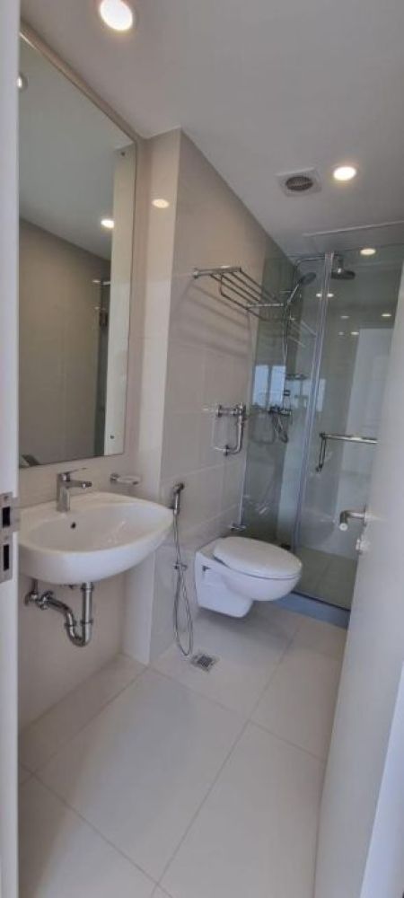Bathroom - 3 BR Apartment For Sale in Battramulla - PDA255