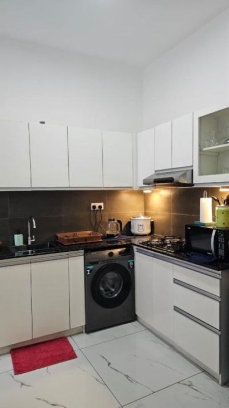 Kitchen - 3 Bedroom Sea View Fully Furnished Apartment for Rent – Mount Lavinia