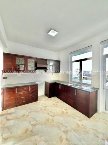 Kitchen - Grand Residence Unfurnished Apartment For Sale - A52350