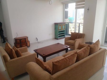Living Room - 4 BR Apartment For Sale in Colombo 3 - PDA291