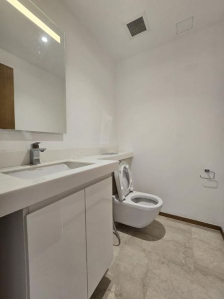 Bathroom -  Altair - 03 Bedroom Unfurnished Apartment for Sale in Colombo 02 (A1835)