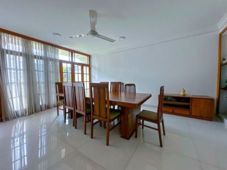 Dining room - House for Sale - Colombo 06 | LKR 300,000,000