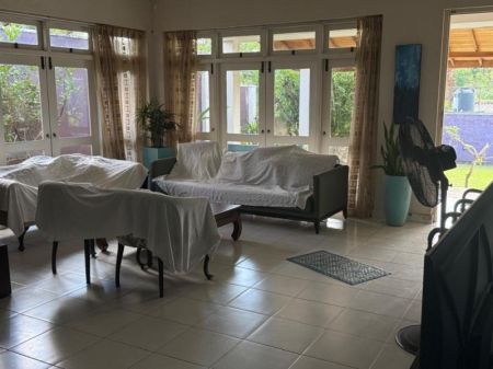 Living Room - Spacious 4-Bedroom House for Sale | Hokandara