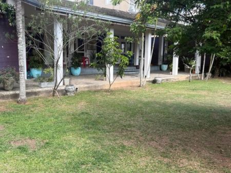 Exterior - Spacious 4-Bedroom House for Sale | Hokandara