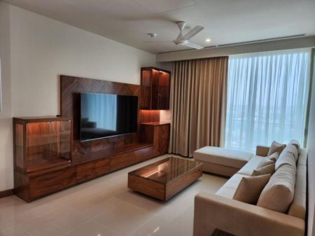 Living Room - 3 Bedrooms Apartment for rent at The Grand – Colombo 7