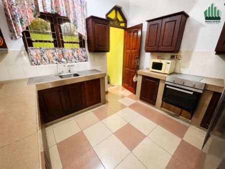 Kitchen - Rare 4,028 Sq.ft Luxury House in Prime Colombo 06