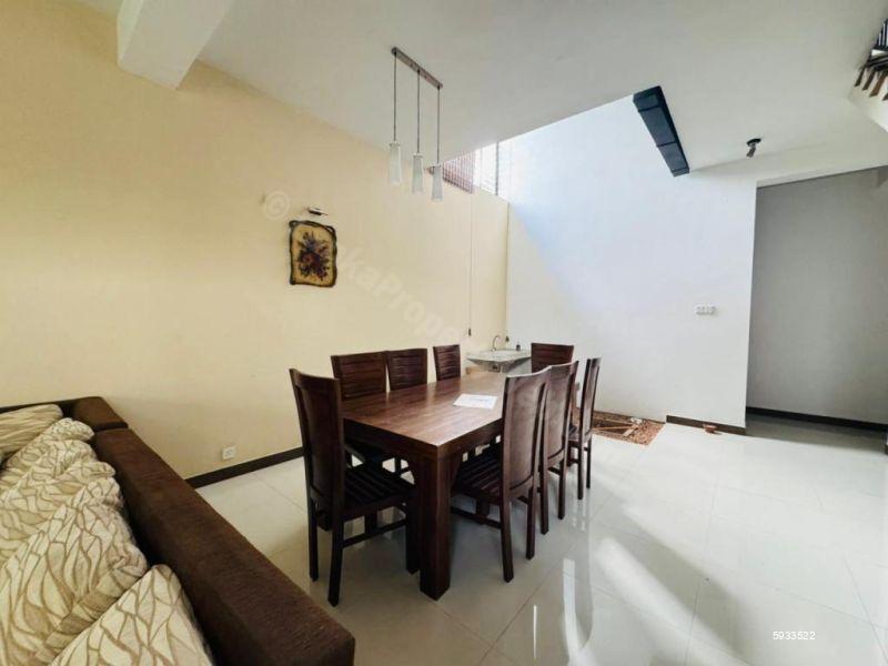 Dining room - House for rent in Malabe