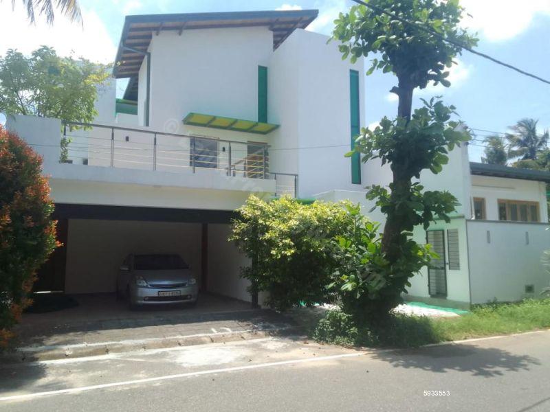 Exterior - House for rent in Battaramulla