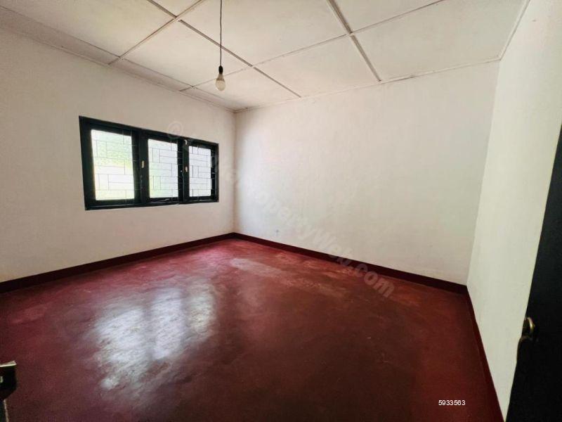 House for sale in Pannipitiya