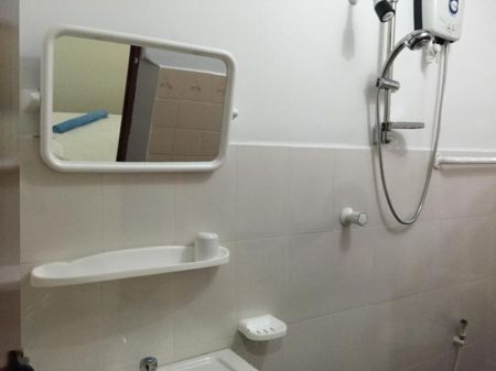 Bathroom - 7 Bedroom House for Rent – Kollupitiya, 8th Lane