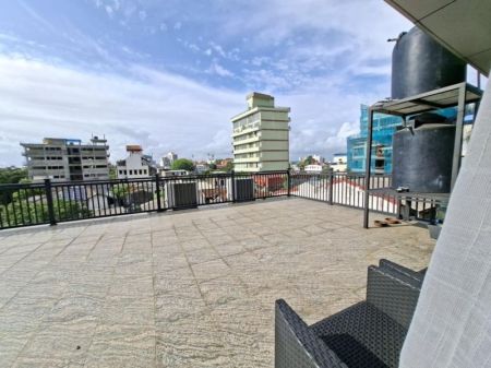 Exterior - Luxury 2 BR Apartment for rent in Colombo 5 