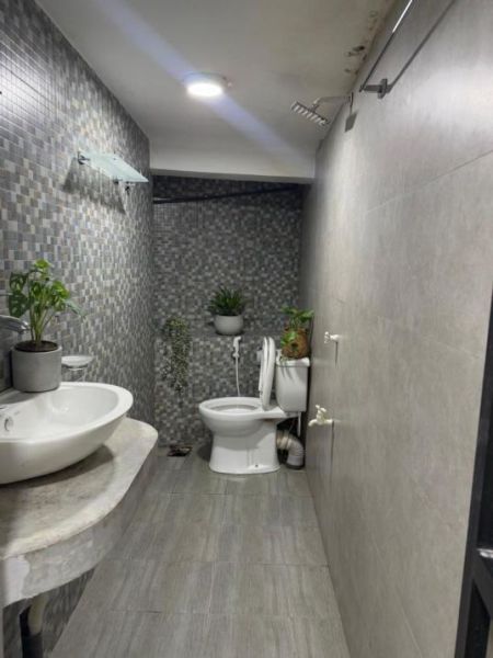 Bathroom - Luxury 9 BR Apartment for rent in Pita Kotte 