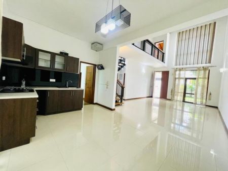 Kitchen - House for sale in Battaramulla 
