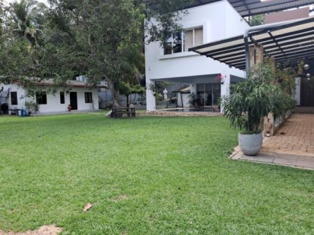 Exterior - 6 Bedroom Luxury House for Rent – Rajagiriya