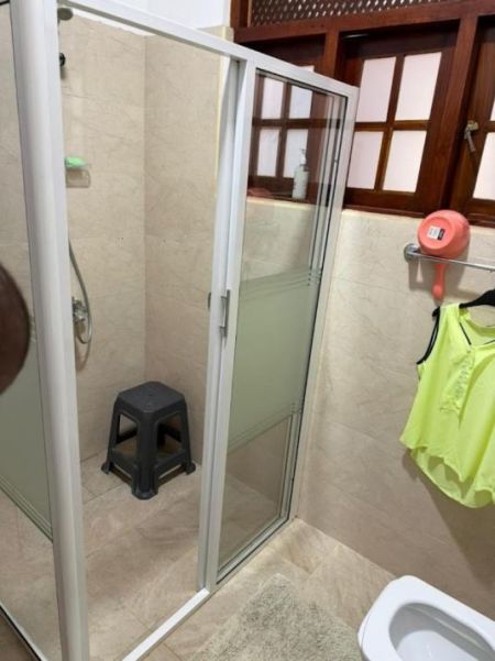 Bathroom - House For Rent In Colombo 7 (file No.916b/6) In Bauddhaloka Mawatha,not Main Road