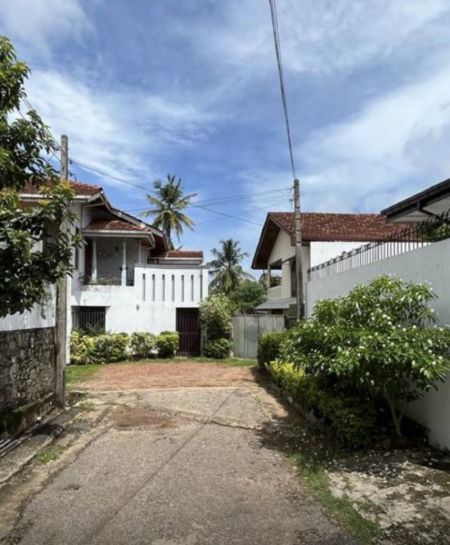 Exterior - House for sale in Nugegoda 