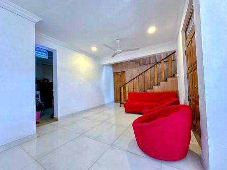 Living Room - (SE1790)🏡✨ Luxury 6 Bedroom House for Sale in Colombo 6 – Havelock Town