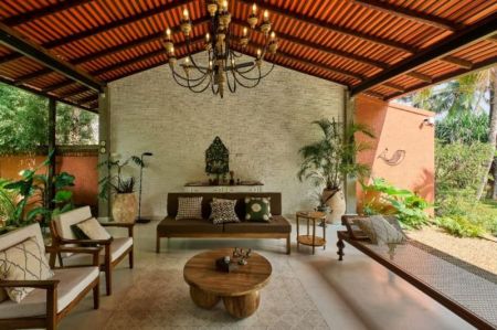 Living Room - 4-Bedroom Luxury House with Swimming Pool for Rent | Battaramulla