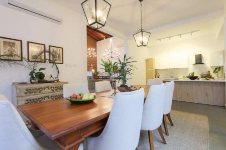 Dining room - 4-Bedroom Luxury House with Swimming Pool for Rent | Battaramulla
