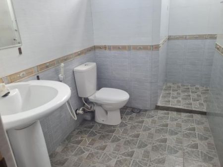 Bathroom - House upstairs Rent Dehiwela 