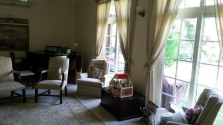 Living Room - 4 Bedroom Spacious House for Rent - Colombo 5, Andarawata Road | USD 2,500 Per Month (EM968)