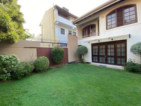 Exterior - 5-Bedroom House for Sale | Colombo 06