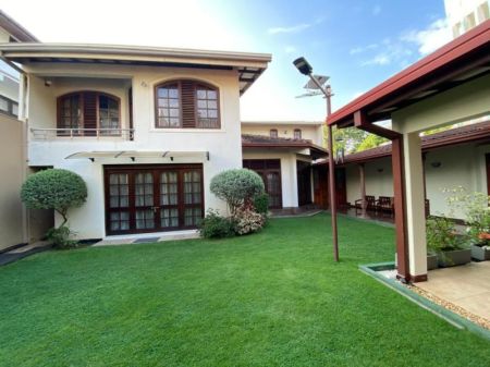 Exterior - 5-Bedroom House for Sale | Colombo 06