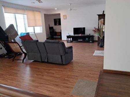 Living Room - Fully Furnished Modern House with Swimming pool for Rent in Rajagiriya for Rs.1 Million