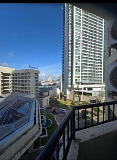 Exterior - 3 Bedroom Fully Furnished Luxury Apartment for Sale - Colombo 3, Crescat Residencies | LKR 95 Million (EM971)