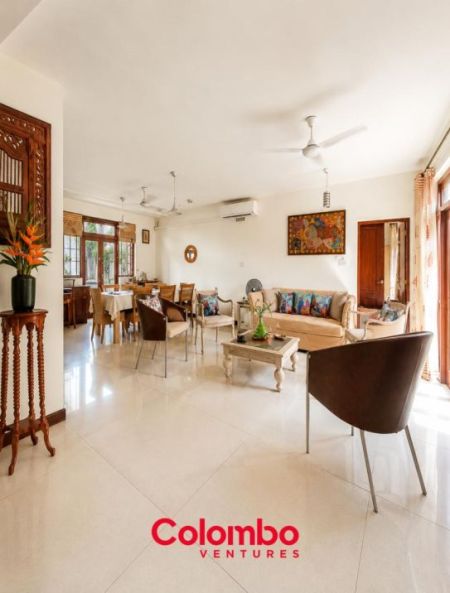 Living Room - 3 Room Modern House for SALE - S.D.S. Jayasinghe Mawatha, Nugegoda (Kohuwala Road) (HS455)