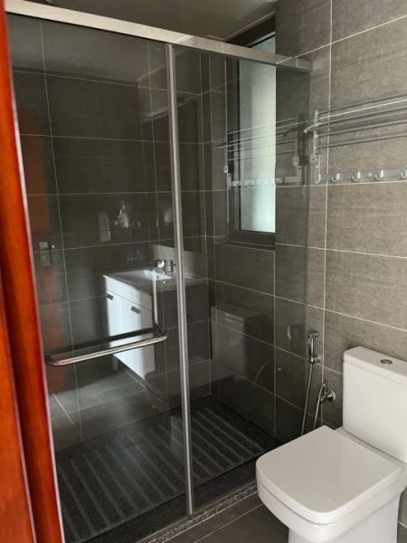 Bathroom - 2 bedroom Apartment at Astoria