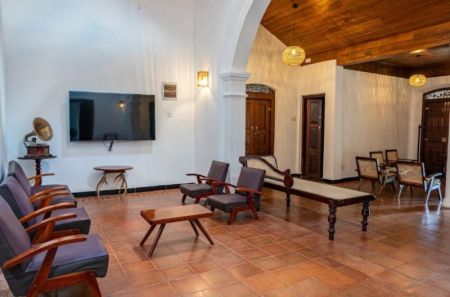 Living Room - Luxury 5 Bedroom Villa on 3 Acres with Tea Plantation & Private Pool