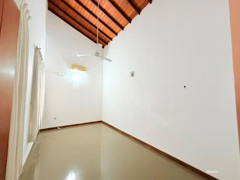 House for sale in Battaramulla